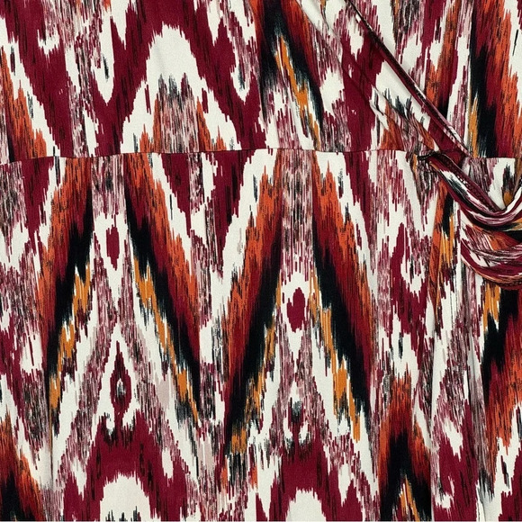 Susan Lawrence 2X Shirt Top Maroon Red Abstract Short Sleeve V Neck Stretch - Picture 2 of 6